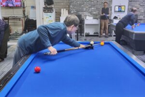 당구치는 친구^^